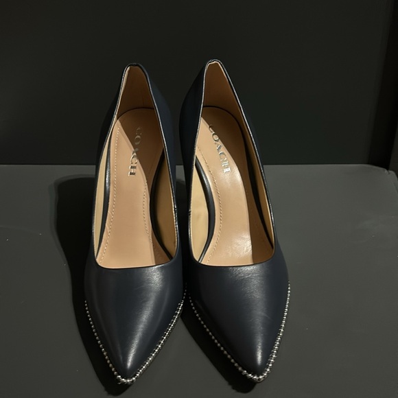 Navy Coach Leather Pumps Size 10 Bead-Trim Heels NWOB - Picture 2 of 4